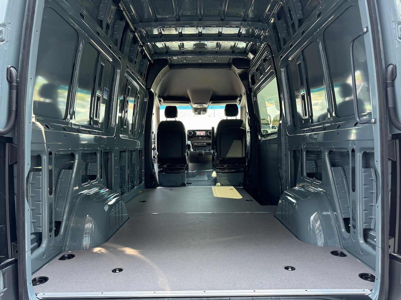 Used 2024 Mercedes-Benz Sprinter 144 Cargo image 25