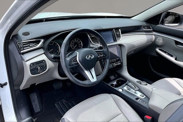 Used 2023 INFINITI QX50 Luxe w/ Accent Package AWD/4WD image 14