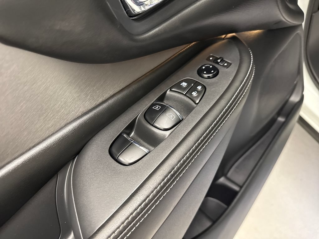 Used 2022 Nissan Murano SL w/ SL Moonroof Package AWD/4WD image 13