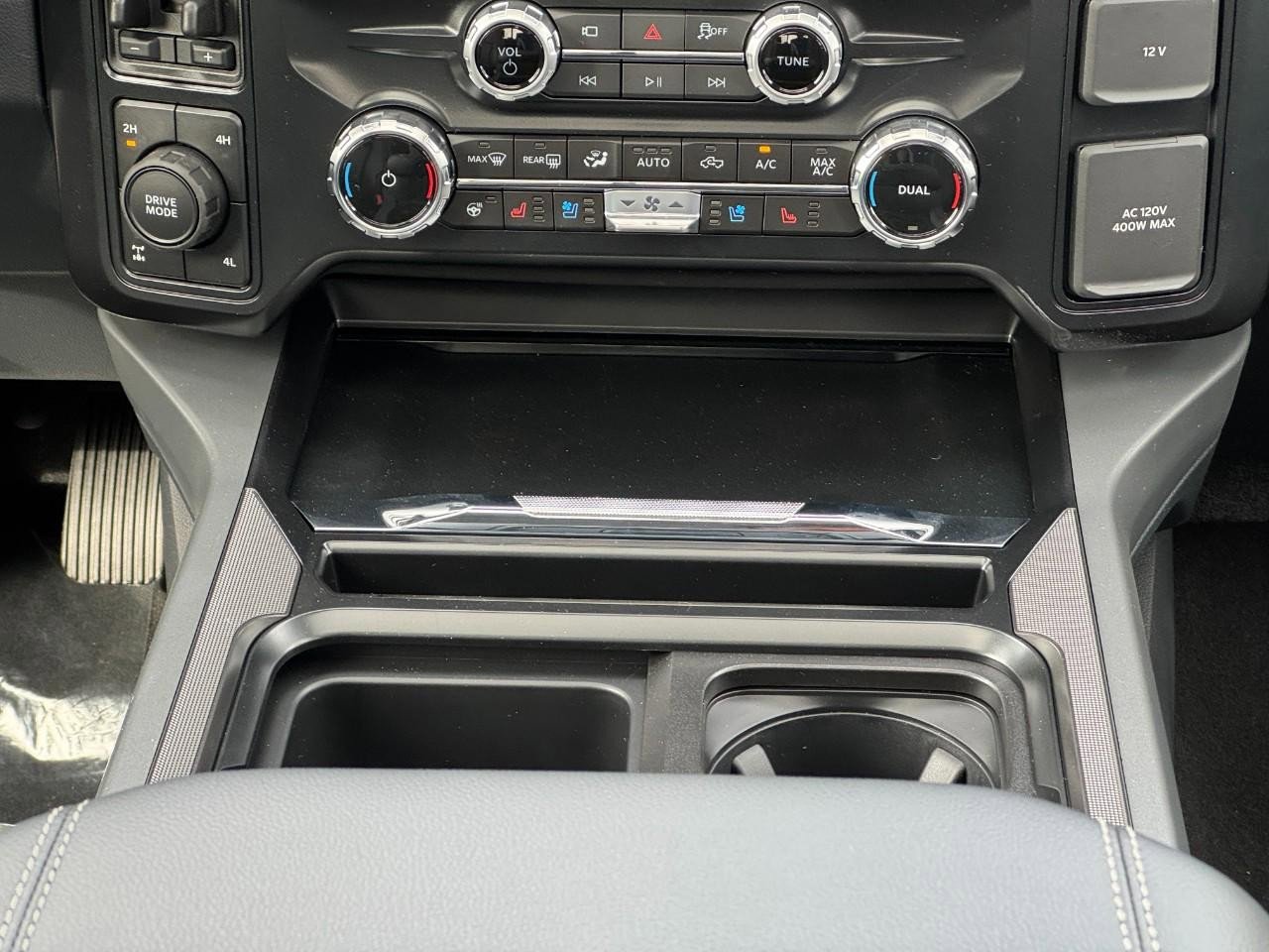 New 2026 Ford F250 Lariat image 10