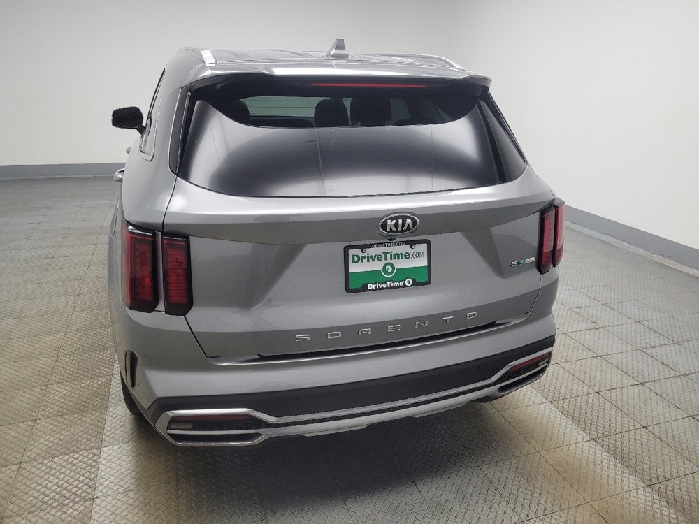 Used 2021 Kia Sorento S image 6