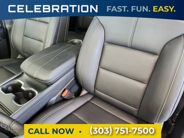 Used 2025 GMC Acadia Elevation w/ Elevation Premium Package image 9