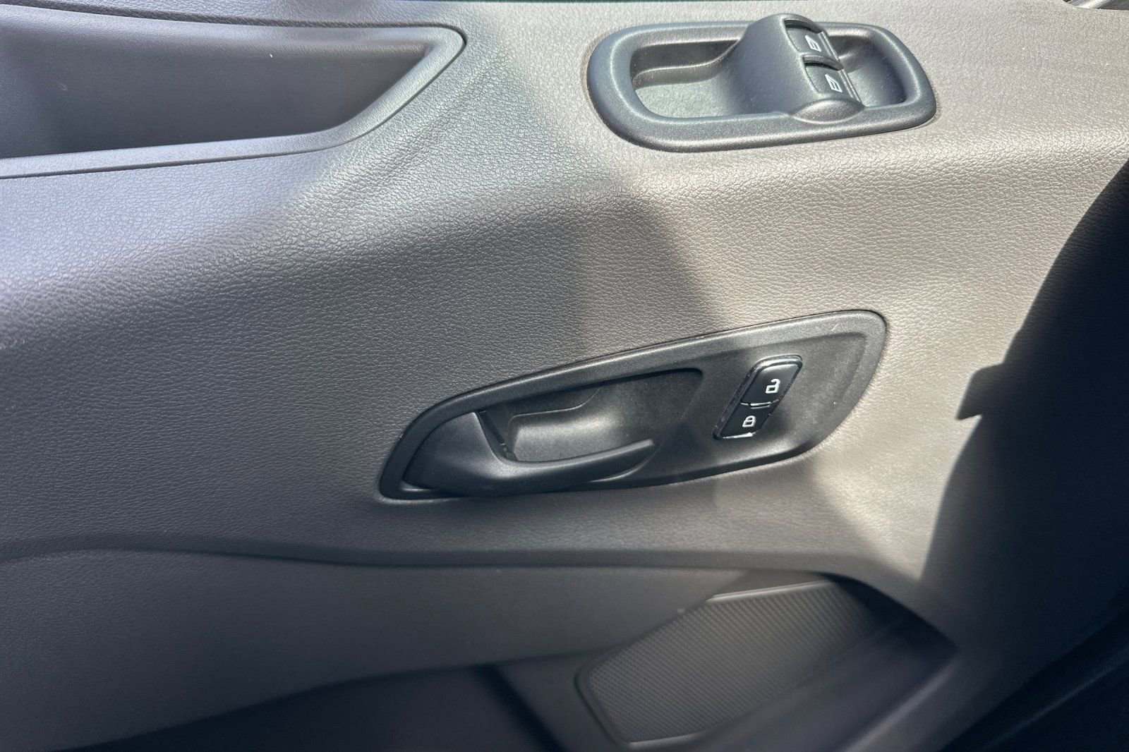 Used 2023 Ford Transit 350 XL image 24