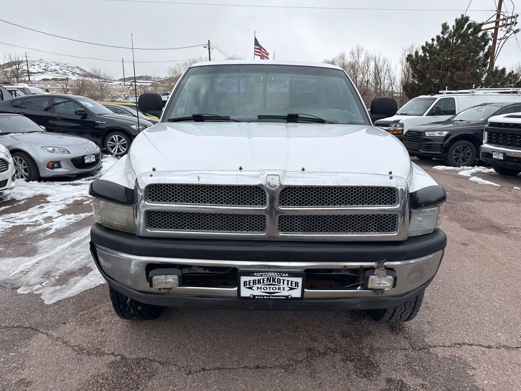 Used 1998 Dodge Ram 1500 Truck ST image 2