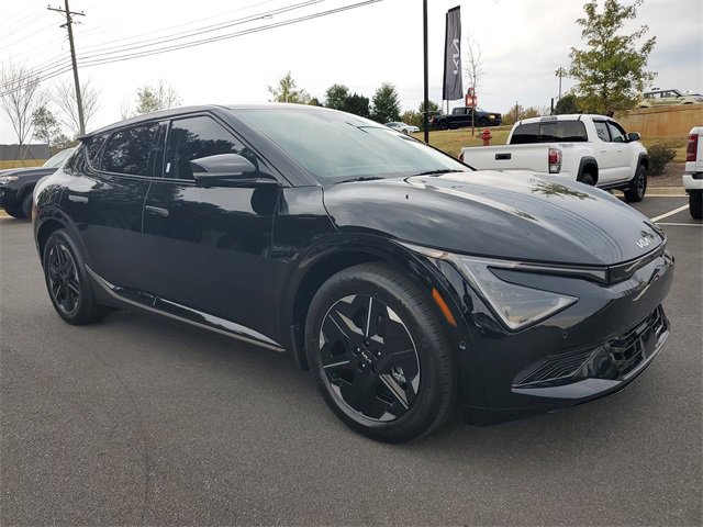 New 2025 Kia EV6 Wind image 3