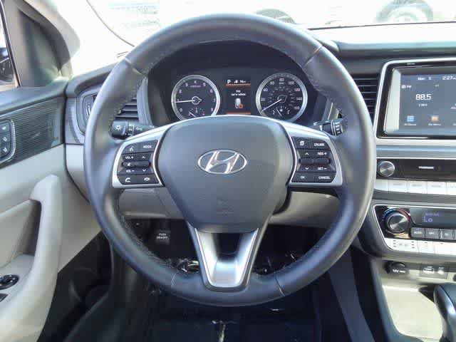 Used 2018 Hyundai Sonata Limited image 13