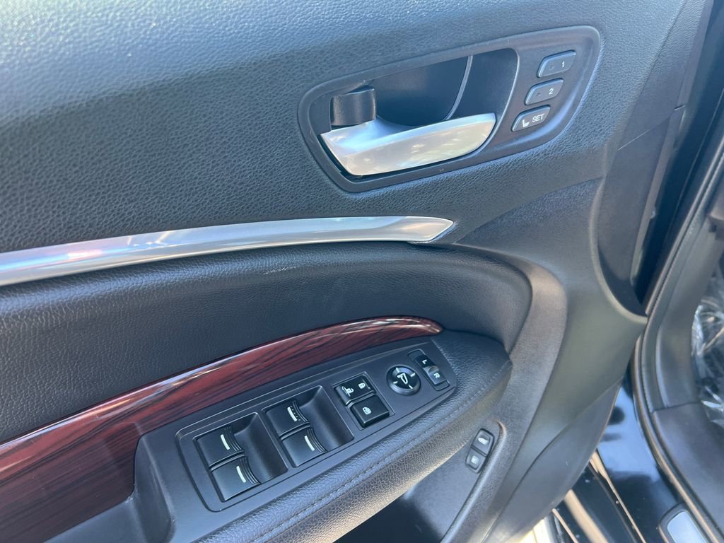 Used 2014 Acura MDX FWD w/ Tech & Entertainment image 13