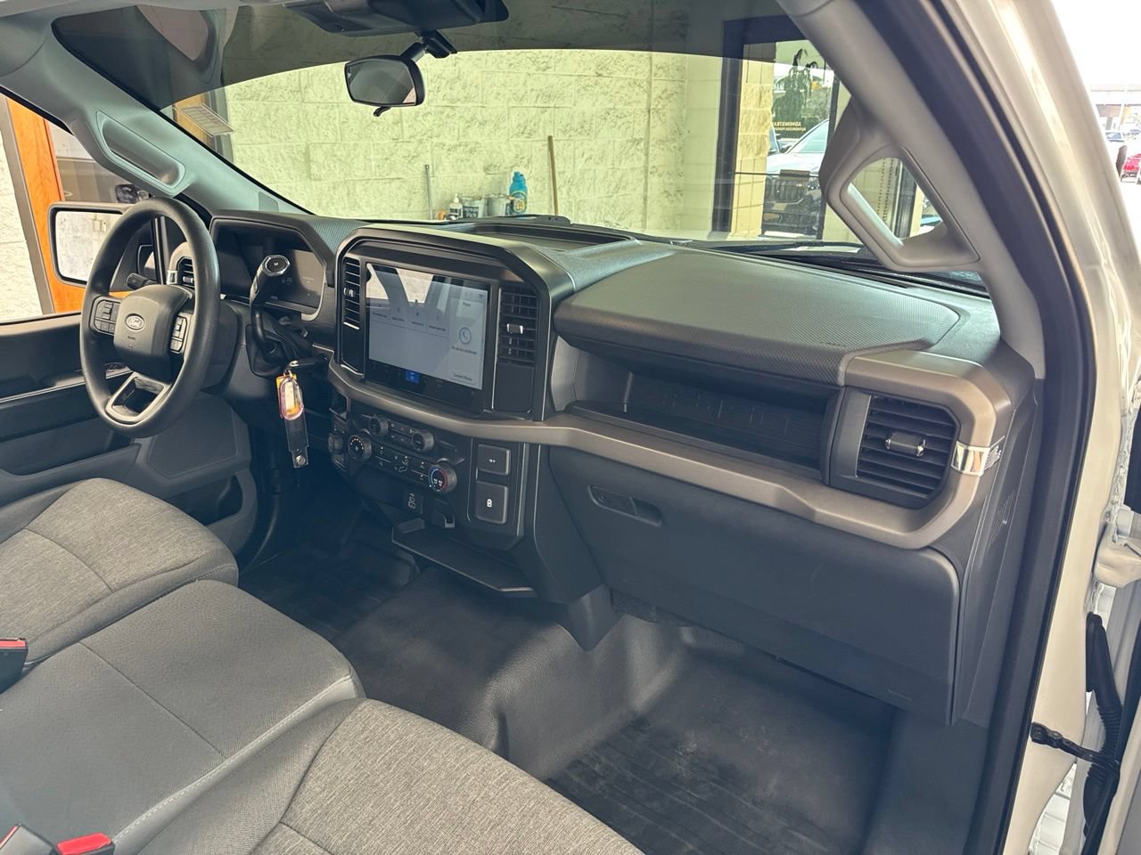 Used 2025 Ford F150 XL AWD/4WD image 36