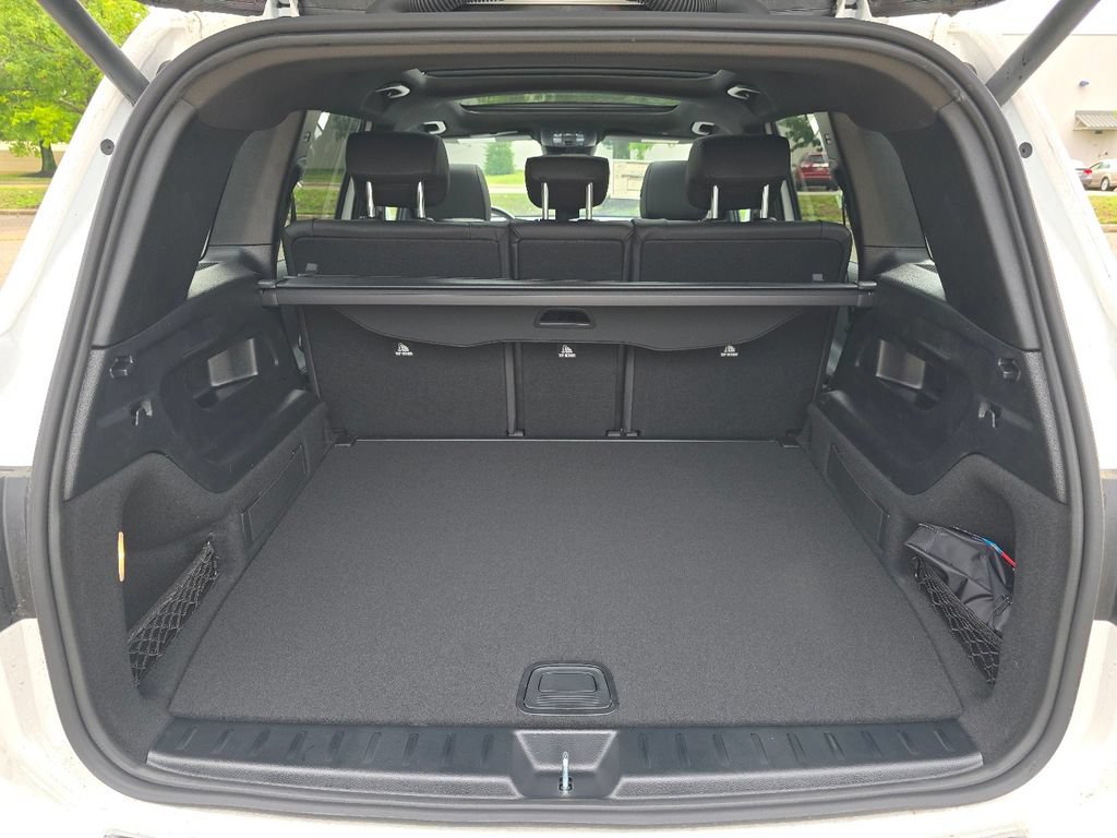 New 2026 Mercedes-Benz GLB 250 4MATIC image 16