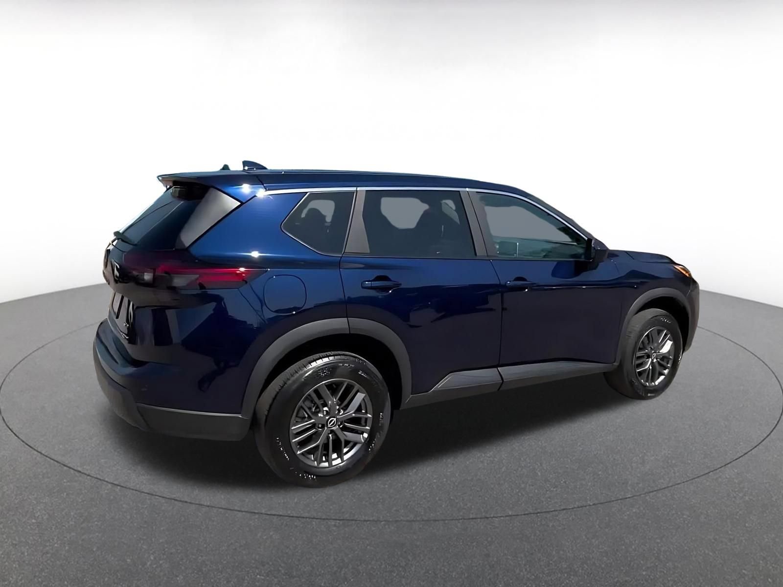 Used 2026 Nissan Rogue SV AWD/4WD image 14
