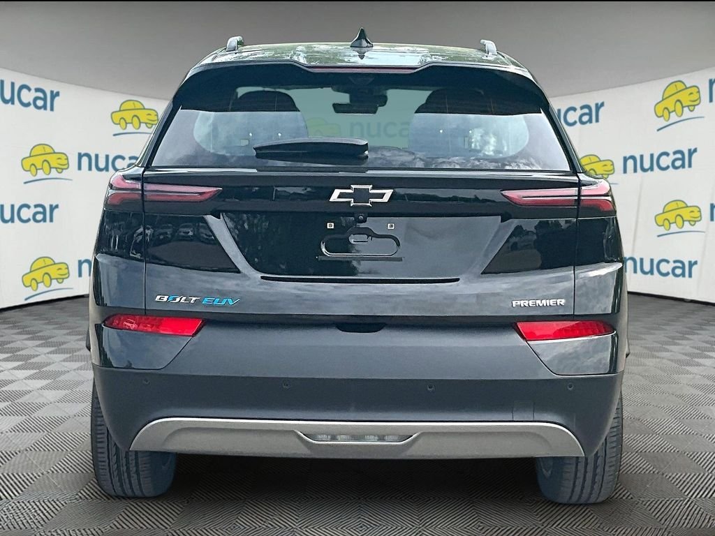 Used 2022 Chevrolet Bolt EUV Premier w/ Launch Edition FWD image 5