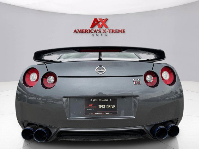 Used 2013 Nissan GT-R Premium image 18