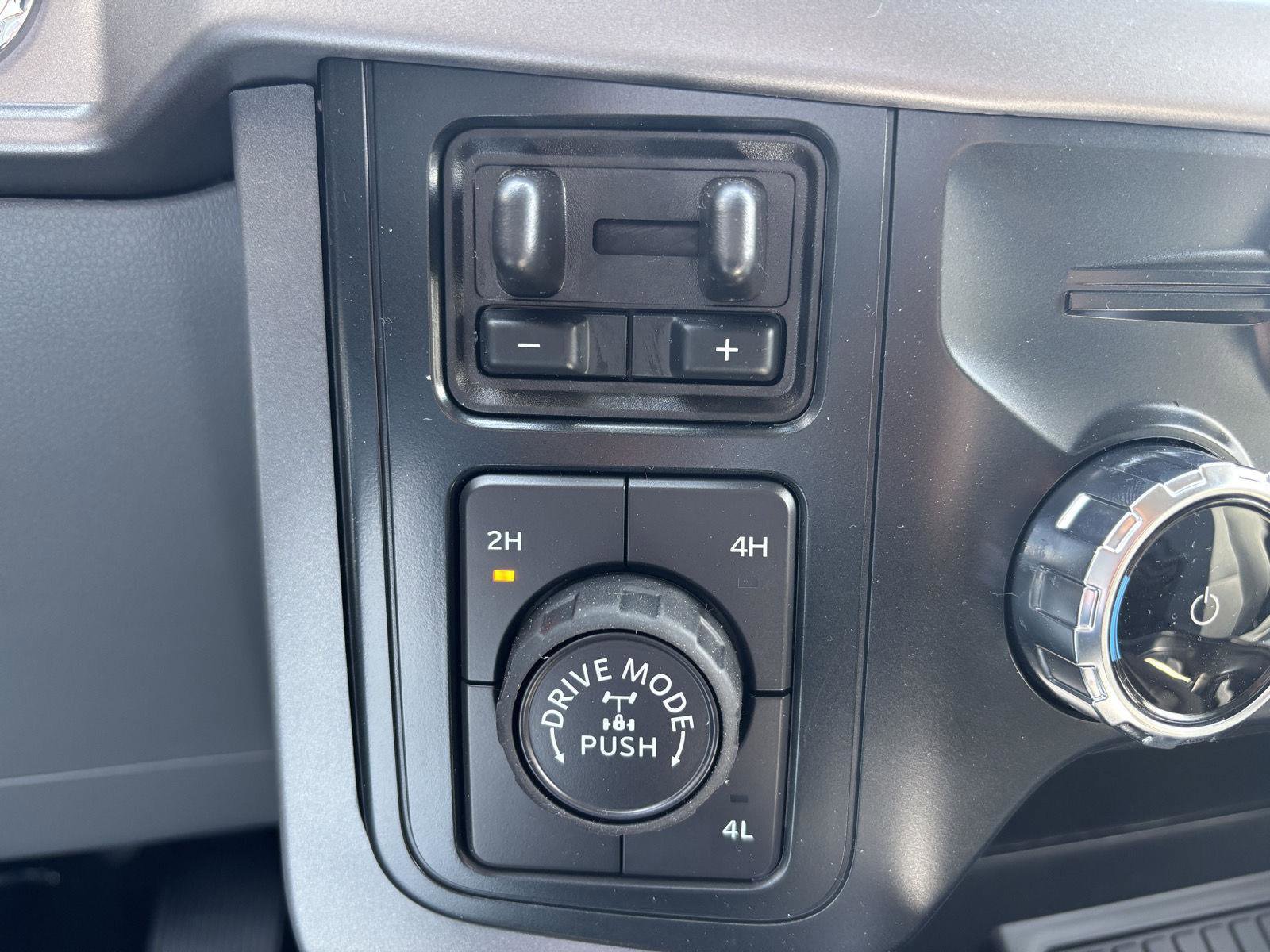 New 2025 Ford F150 XLT w/ Equipment Group 302A MID image 25