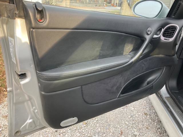 Used 2005 Pontiac GTO image 18