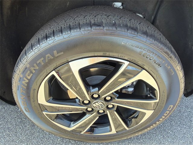 Used 2025 Buick Enclave Sport Touring image 20