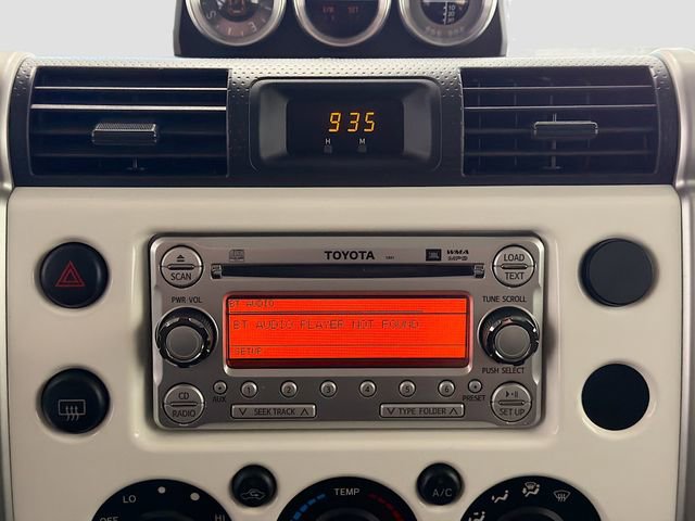 Used 2014 Toyota FJ Cruiser 4WD w/ Upgrade Package image 11