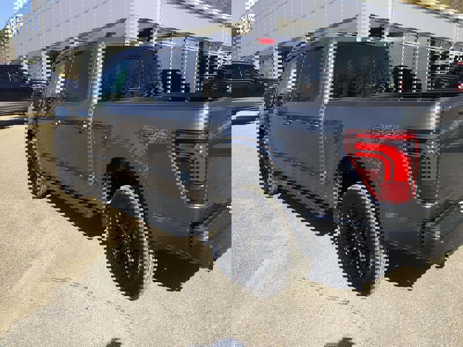 New 2026 Ford F150 Lariat w/ Equipment Group 501A Mid image 12