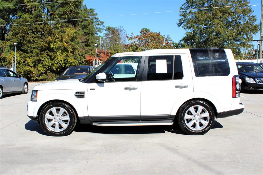 Used 2016 Land Rover LR4 HSE image 4
