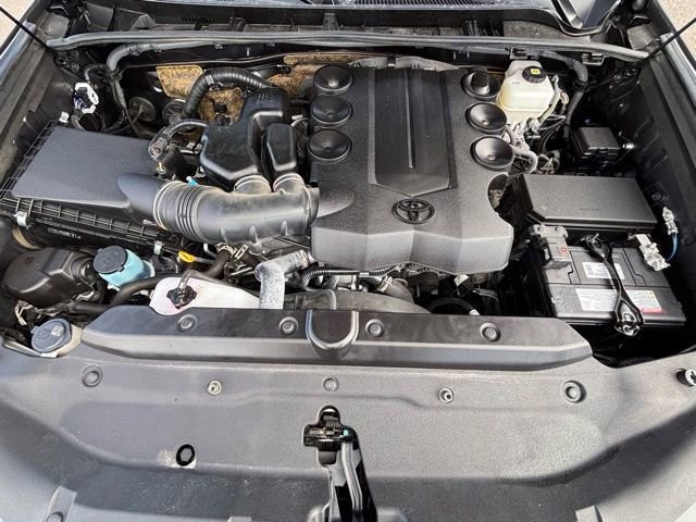 Used 2023 Toyota 4Runner SR5 Premium w/ Moonroof Package image 24