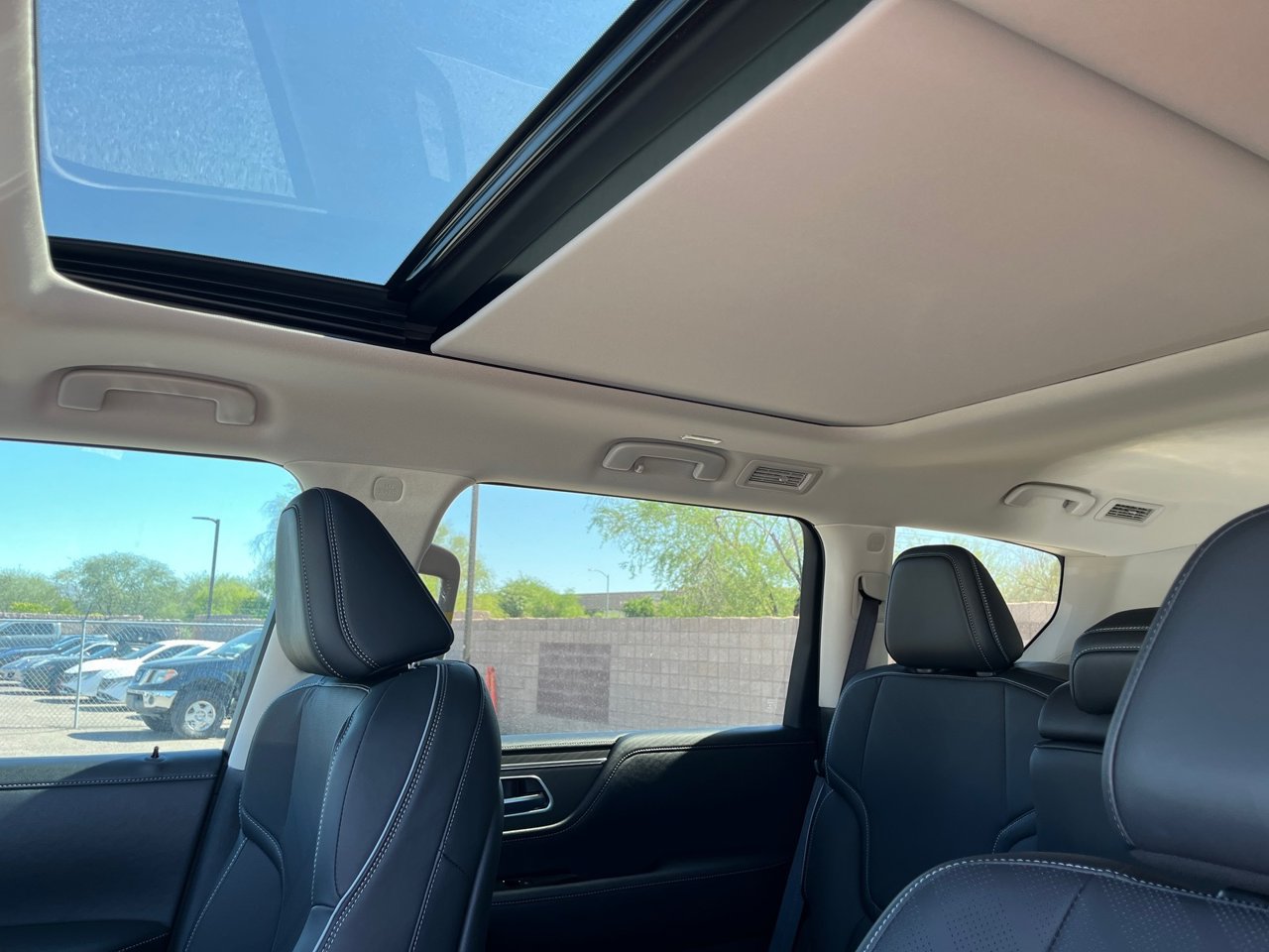 New 2027 INFINITI QX80 Luxe RWD image 28