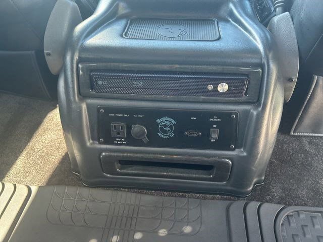 Used 2023 Chevrolet Express 2500 RWD image 39