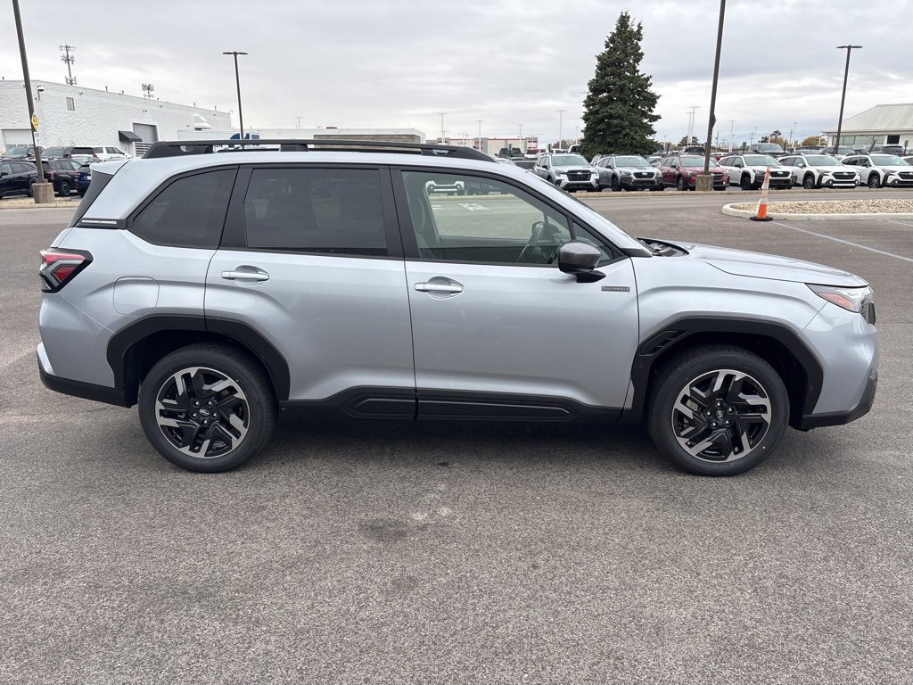 New 2025 Subaru Forester Premium image 2