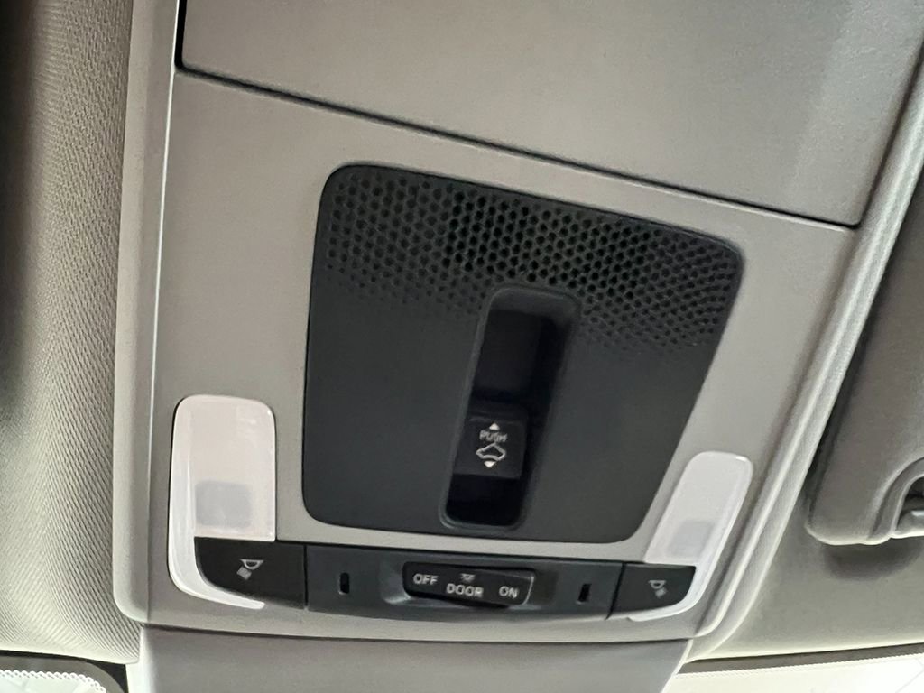 New 2025 Acura Integra image 26