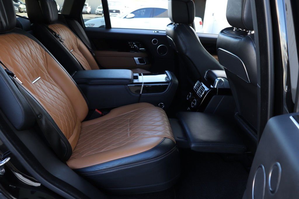 Used 2020 Land Rover Range Rover SV Autobiography Dynamic AWD/4WD image 31