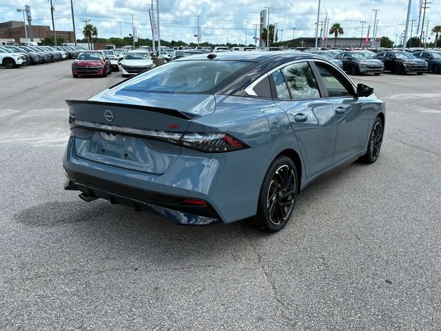 New 2026 Nissan Sentra SR w/ SR Premium Package FWD image 5