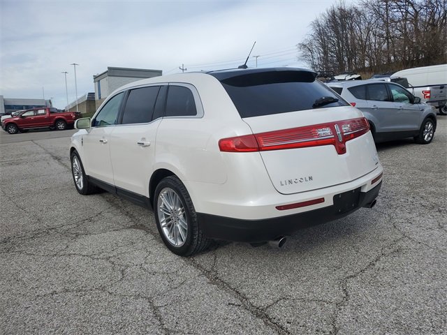 Used 2015 Lincoln MKT AWD w/ Equipment Group 201A image 6