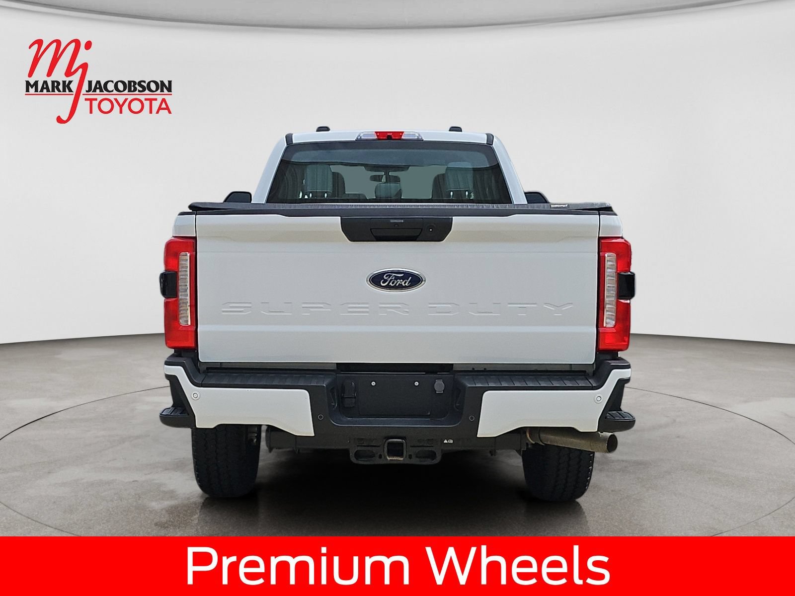 Used 2023 Ford F250 XL w/ STX Appearance Package AWD/4WD image 12
