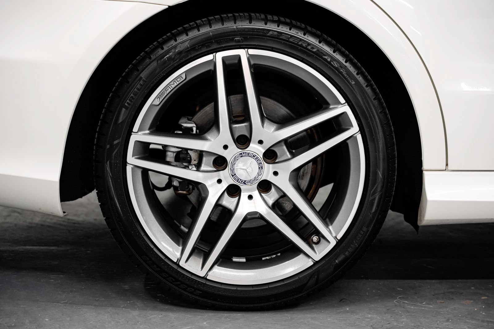Used 2015 Mercedes-Benz E 400 Sedan image 51