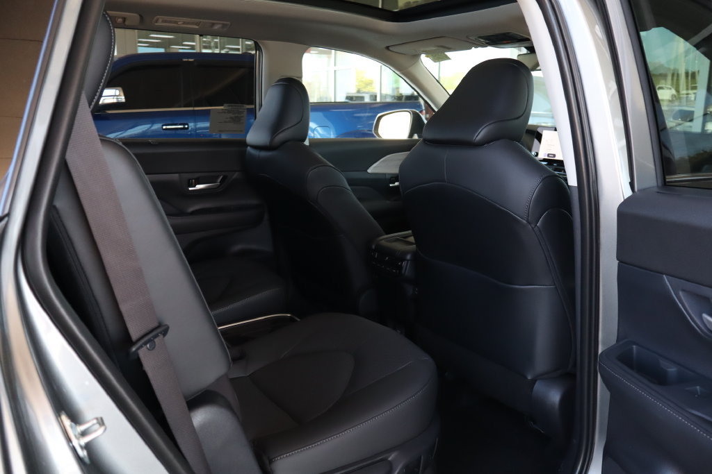 New 2026 Toyota Grand Highlander AWD Hybrid image 34