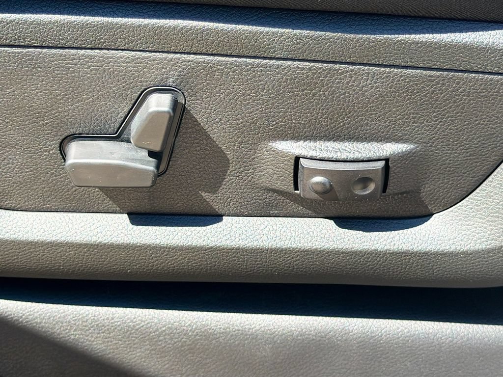 New 2026 RAM 3500 Laramie AWD/4WD image 24