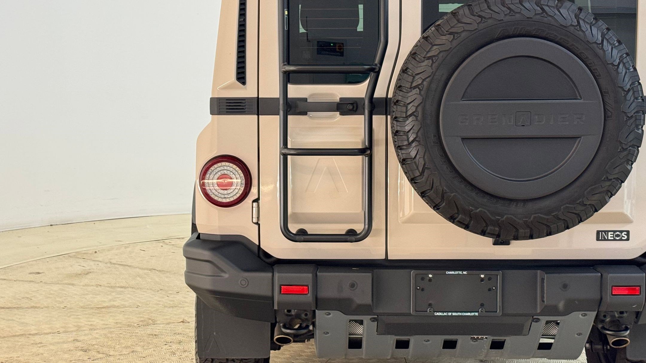 Used 2024 INEOS Grenadier Fieldmaster Edition image 38