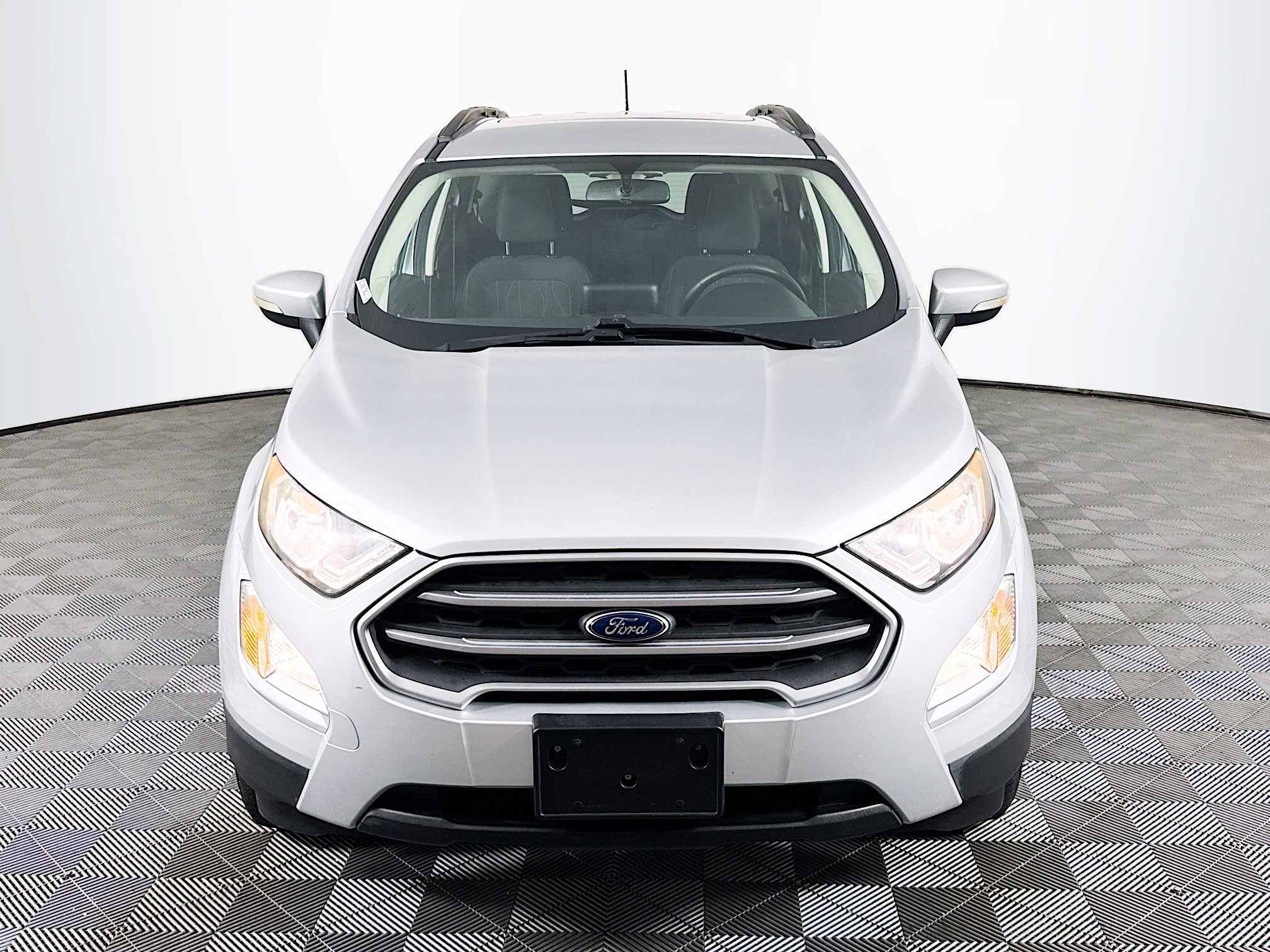 Used 2020 Ford EcoSport SE image 2