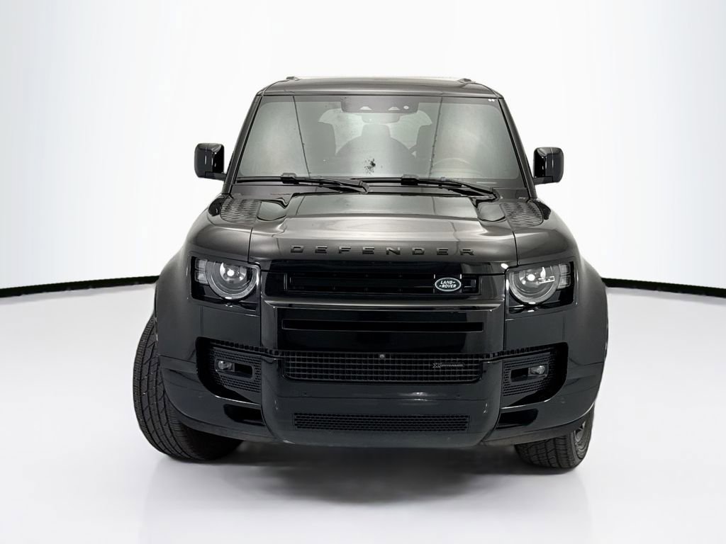 Used 2023 Land Rover Defender 110 X-Dynamic SE AWD/4WD image 2