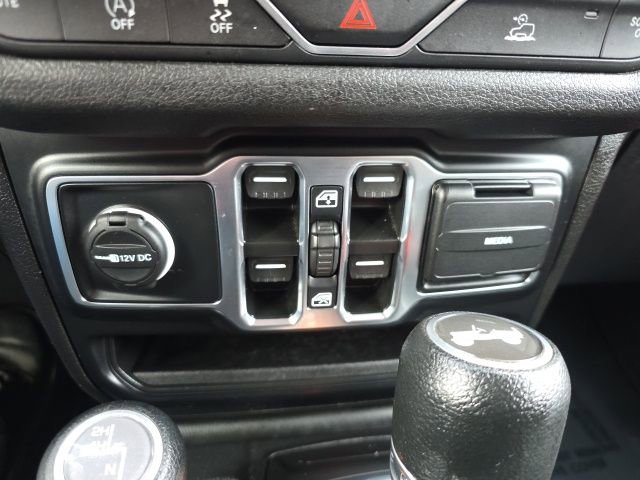 Used 2024 Jeep Wrangler Sport S AWD/4WD image 24