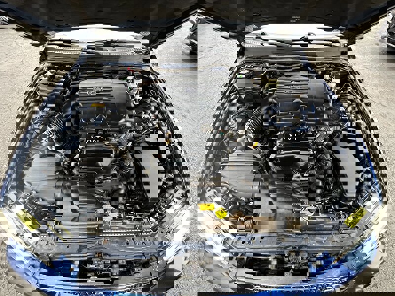 Used 2002 Lexus IS 300 RWD image 10