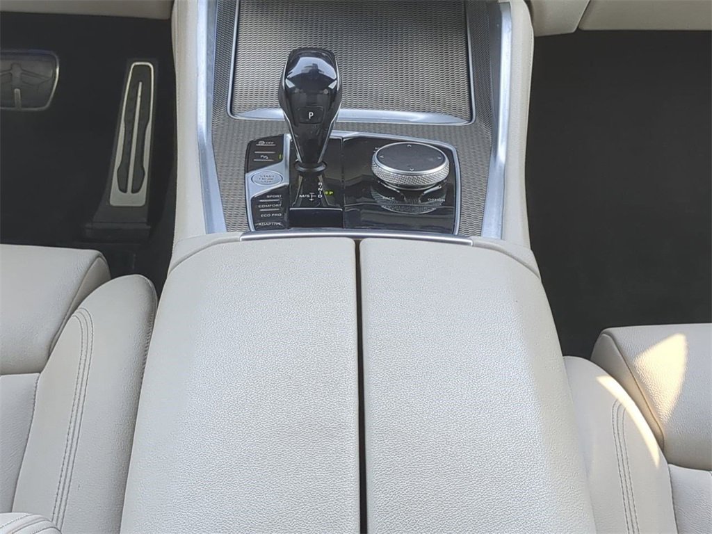 Used 2021 BMW X6 xDrive40i w/ M Sport Package image 20