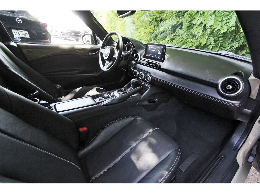Certified 2023 MAZDA MX-5 Miata Grand Touring w/ Weather Package RWD image 7