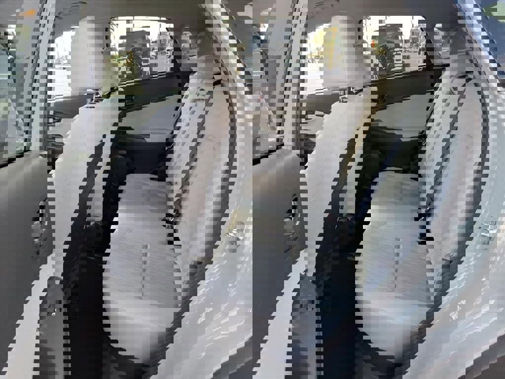 Used 2022 Hyundai Kona SEL image 4