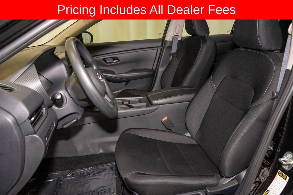 Used 2025 Nissan Sentra S FWD image 9
