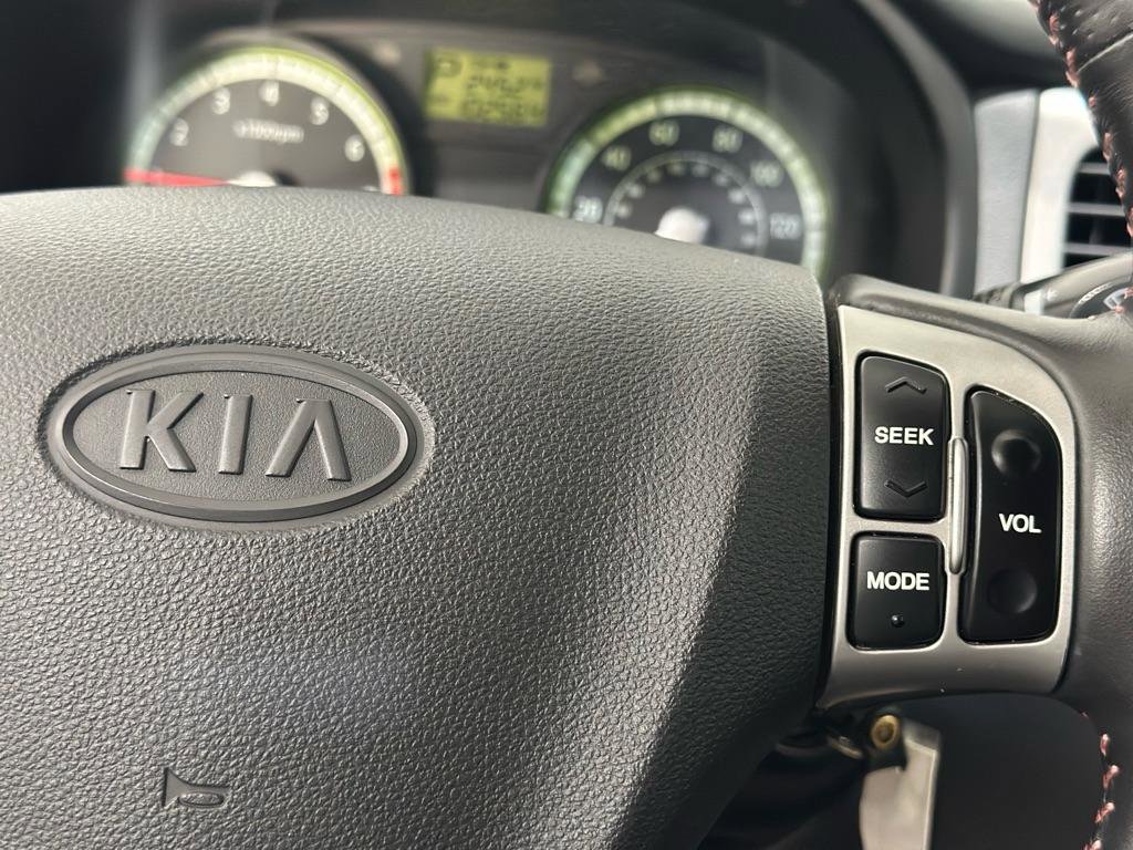 Used 2009 Kia Rio SX image 25