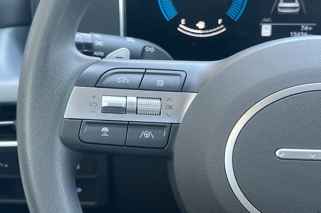 Used 2025 Hyundai Sonata SEL FWD image 29