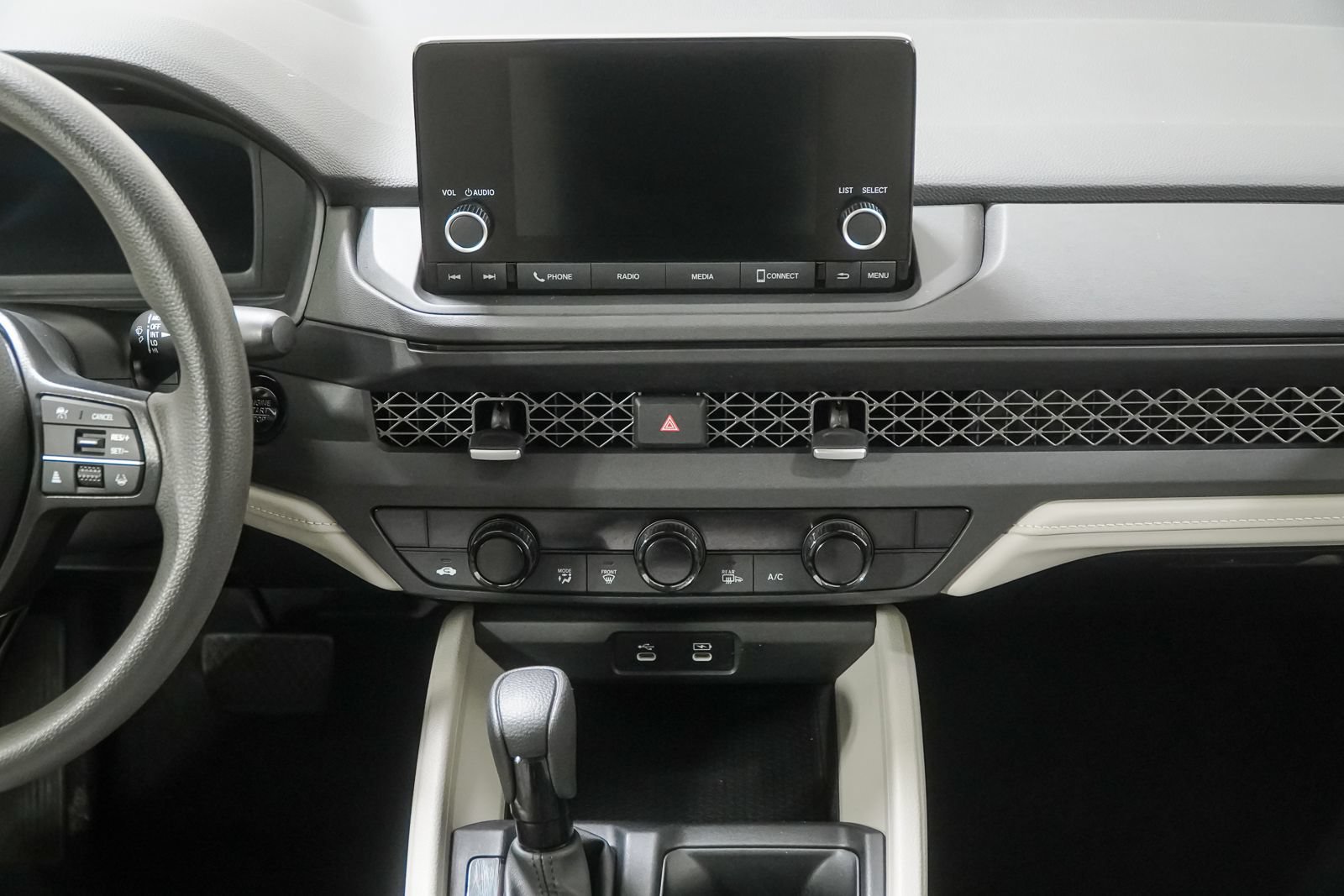 Used 2023 Honda Accord EX image 25