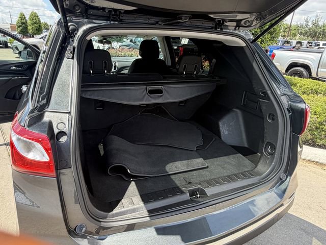 Used 2018 Chevrolet Equinox LT FWD image 22