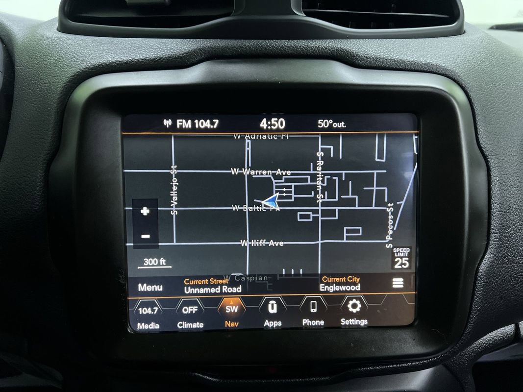 Used 2023 Jeep Renegade Latitude AWD/4WD image 23