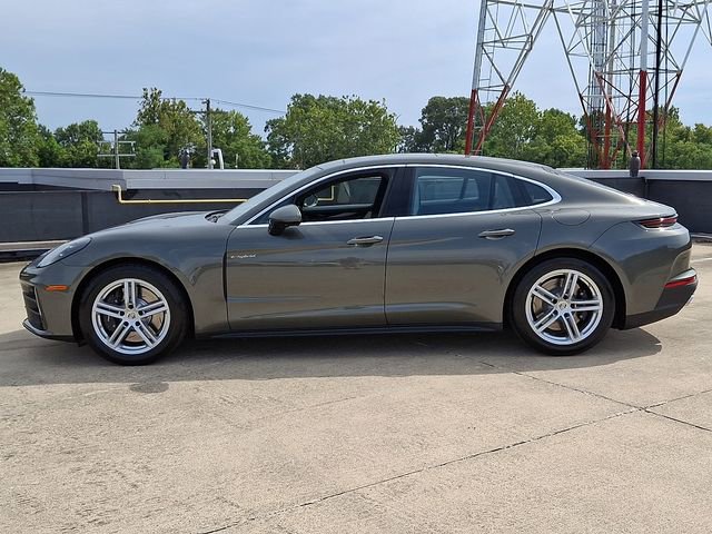New 2026 Porsche Panamera 4 image 2