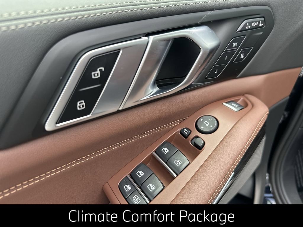 Certified 2026 BMW X7 xDrive40i w/ M Sport Package image 18
